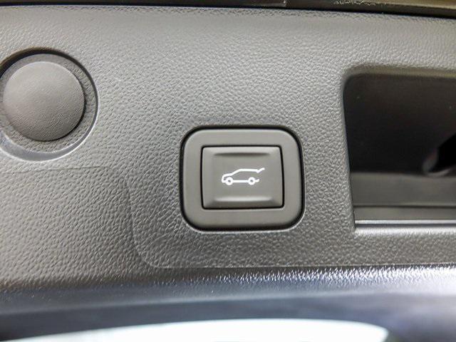 new 2026 Chevrolet Equinox car, priced at $31,995