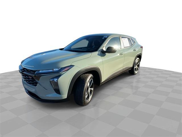 used 2024 Chevrolet Trax car, priced at $20,971