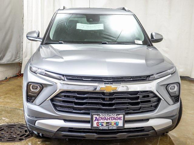 new 2025 Chevrolet TrailBlazer car, priced at $30,220