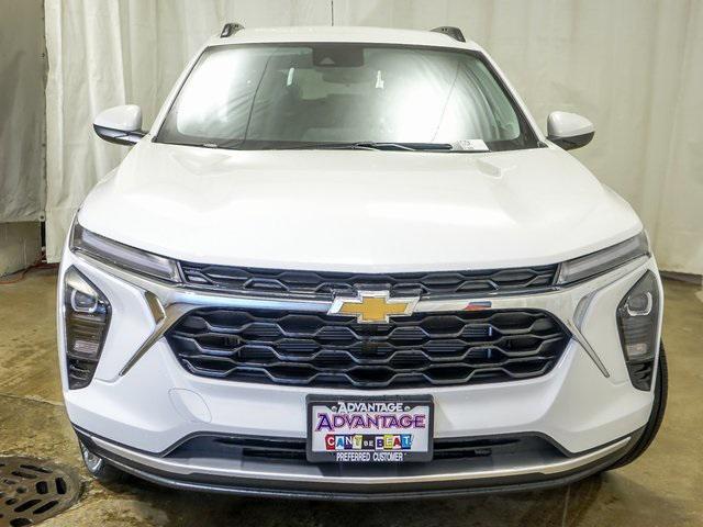 new 2025 Chevrolet Trax car, priced at $24,050