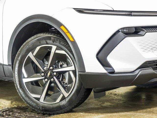 new 2026 Chevrolet Equinox EV car, priced at $38,995