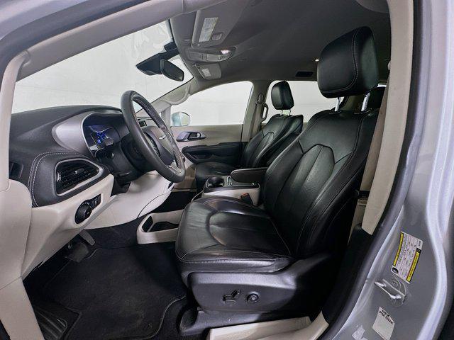 used 2022 Chrysler Pacifica Hybrid car, priced at $24,989