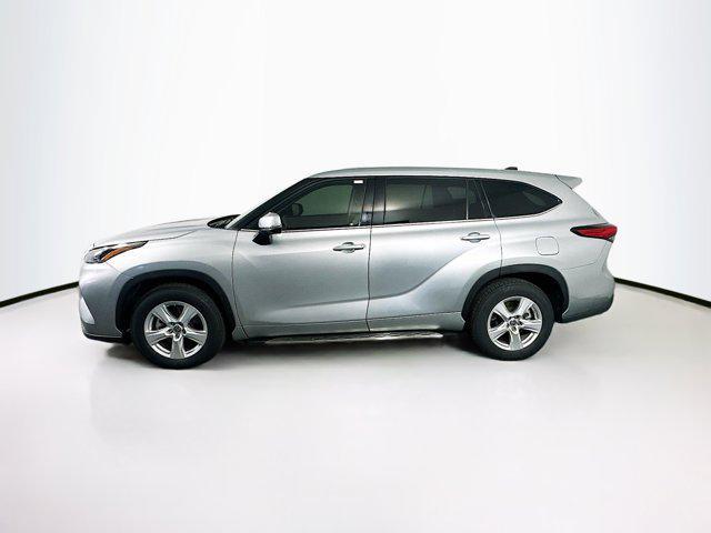 used 2022 Toyota Highlander car, priced at $28,489