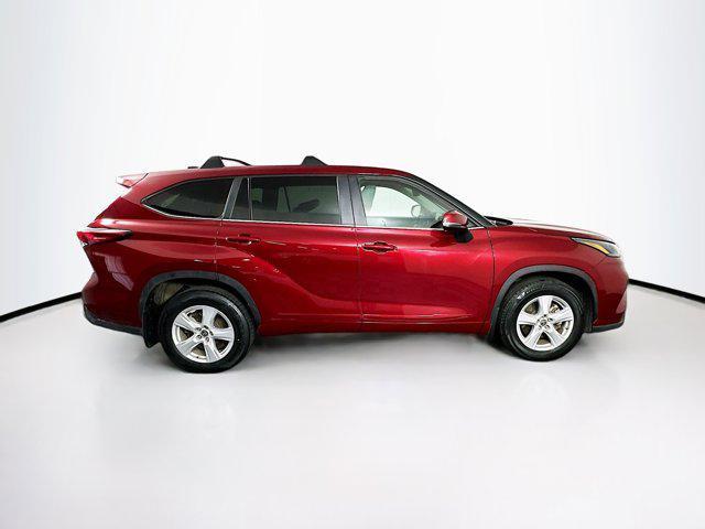 used 2023 Toyota Highlander car, priced at $30,789