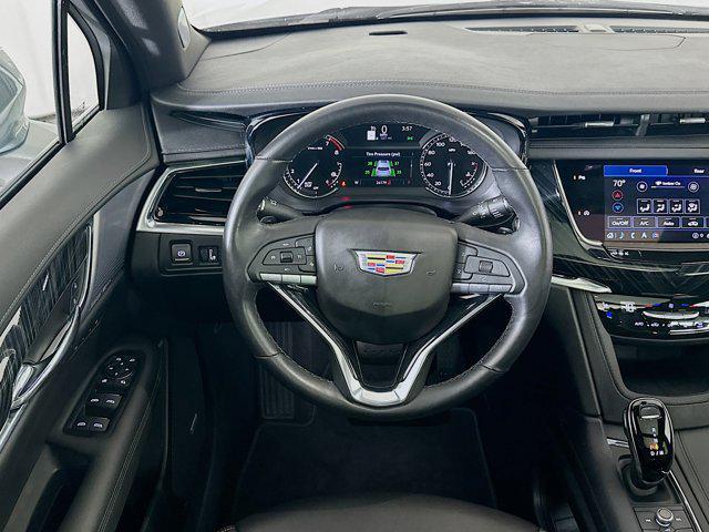 used 2025 Cadillac XT6 car, priced at $37,997