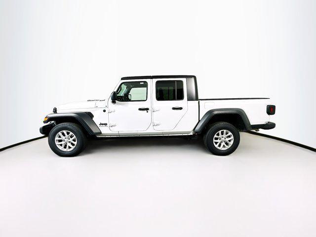 used 2023 Jeep Gladiator car, priced at $27,797