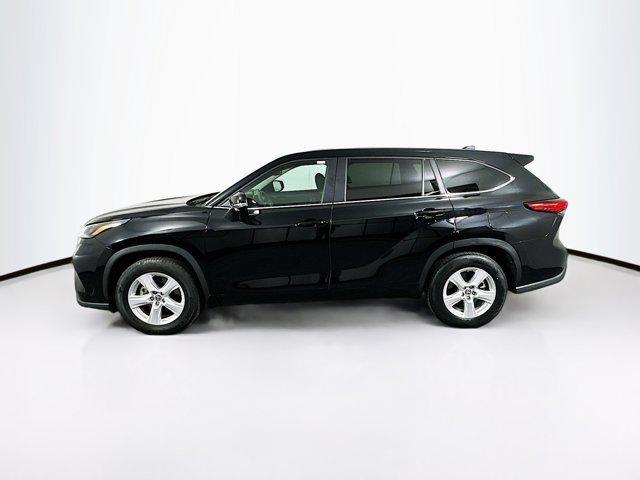 used 2023 Toyota Highlander car, priced at $31,889