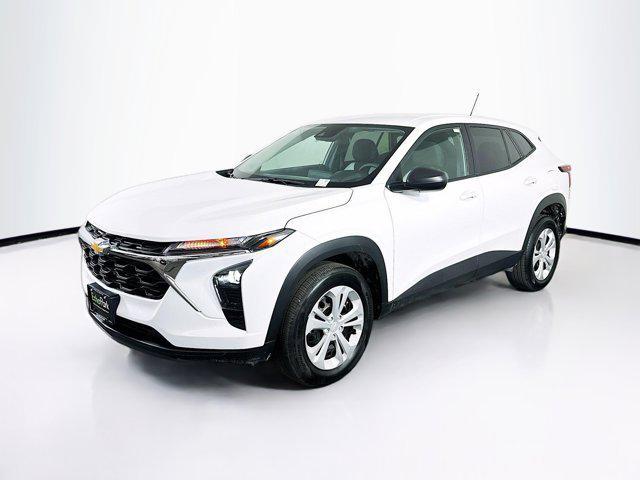 used 2025 Chevrolet Trax car, priced at $20,997
