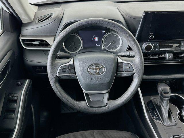 used 2023 Toyota Highlander car, priced at $29,389