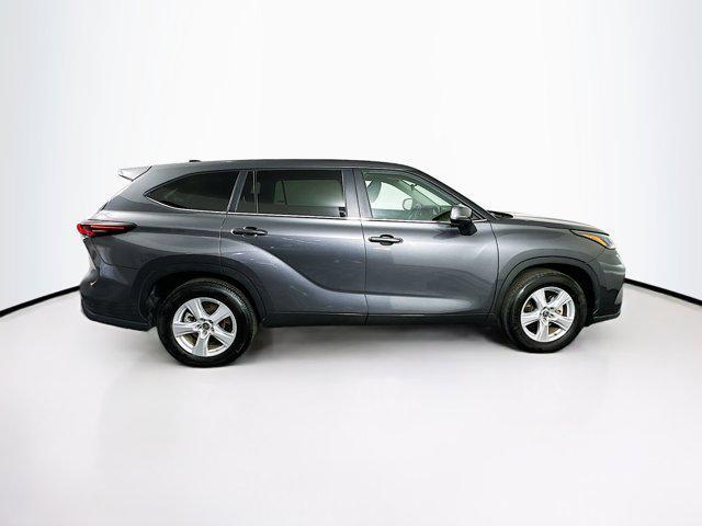 used 2024 Toyota Highlander car, priced at $34,989