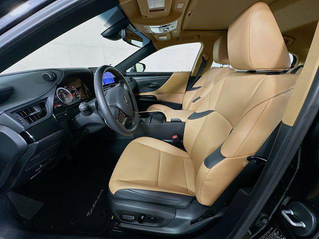 used 2025 Lexus ES 350 car, priced at $39,997