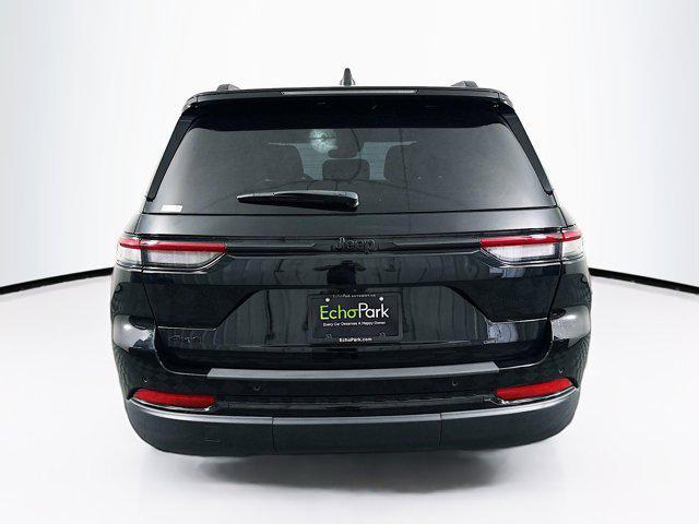 used 2024 Jeep Grand Cherokee car, priced at $29,487