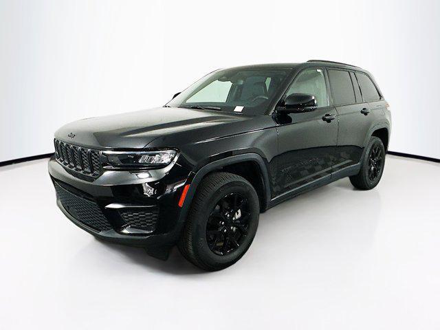 used 2024 Jeep Grand Cherokee car, priced at $29,487