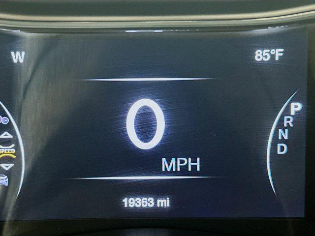 used 2022 Jeep Grand Cherokee car, priced at $26,997