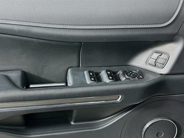 used 2024 Ford Expedition car, priced at $46,397
