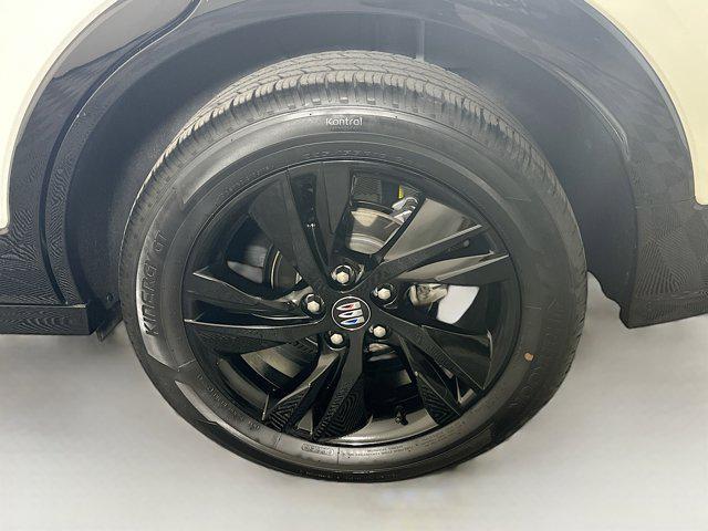 used 2024 Buick Encore GX car, priced at $20,496