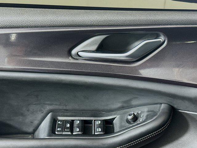 used 2023 Jeep Grand Cherokee car, priced at $25,997