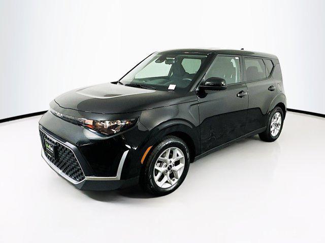 used 2023 Kia Soul car, priced at $15,289