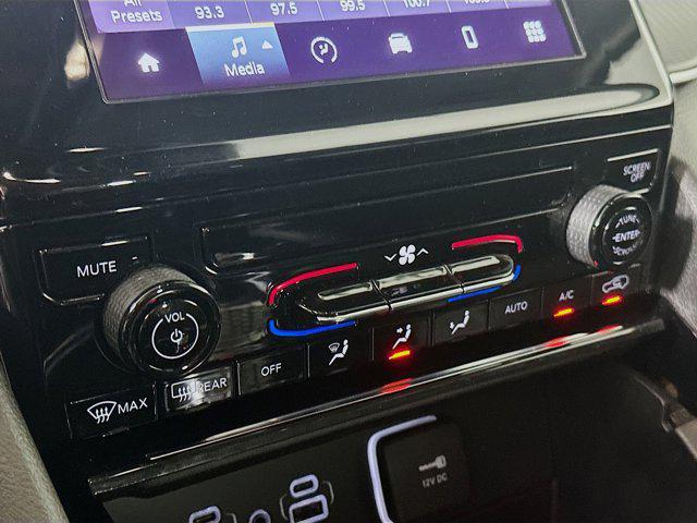 used 2023 Jeep Grand Cherokee car, priced at $25,897