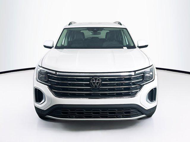 used 2024 Volkswagen Atlas car, priced at $29,797