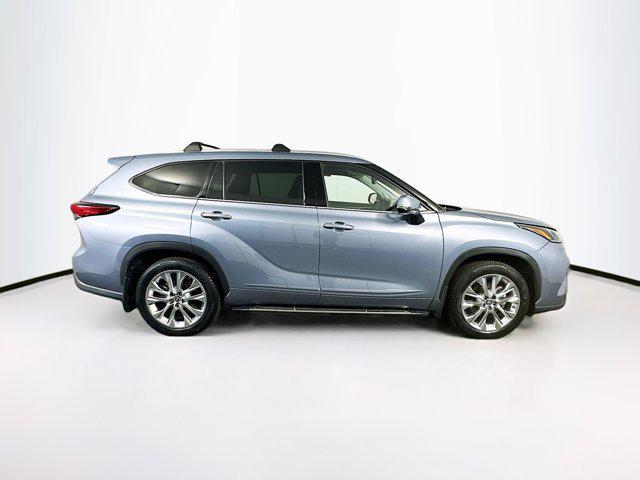 used 2021 Toyota Highlander car, priced at $32,689