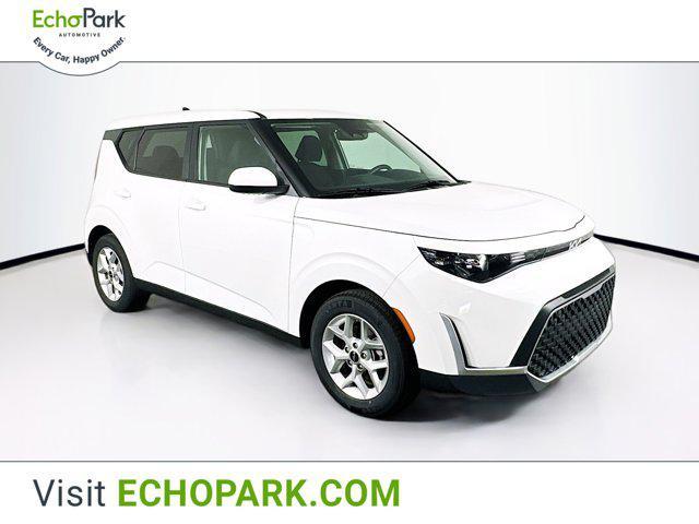 used 2024 Kia Soul car, priced at $15,997