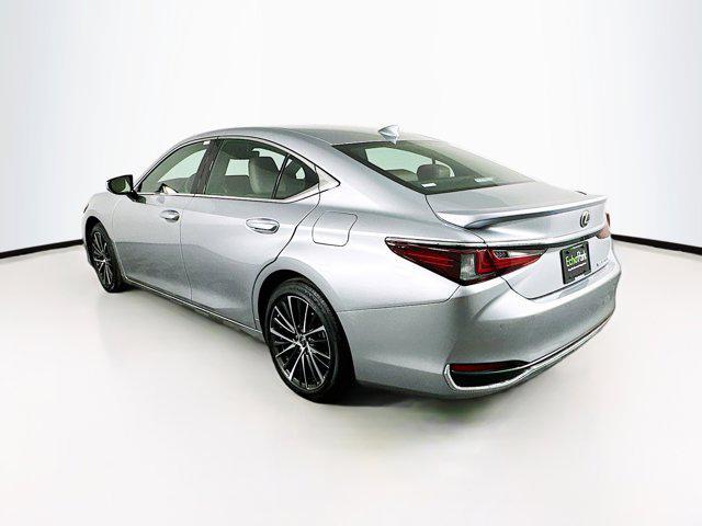 used 2025 Lexus ES 300h car, priced at $42,447