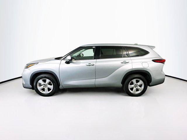 used 2022 Toyota Highlander car, priced at $27,189