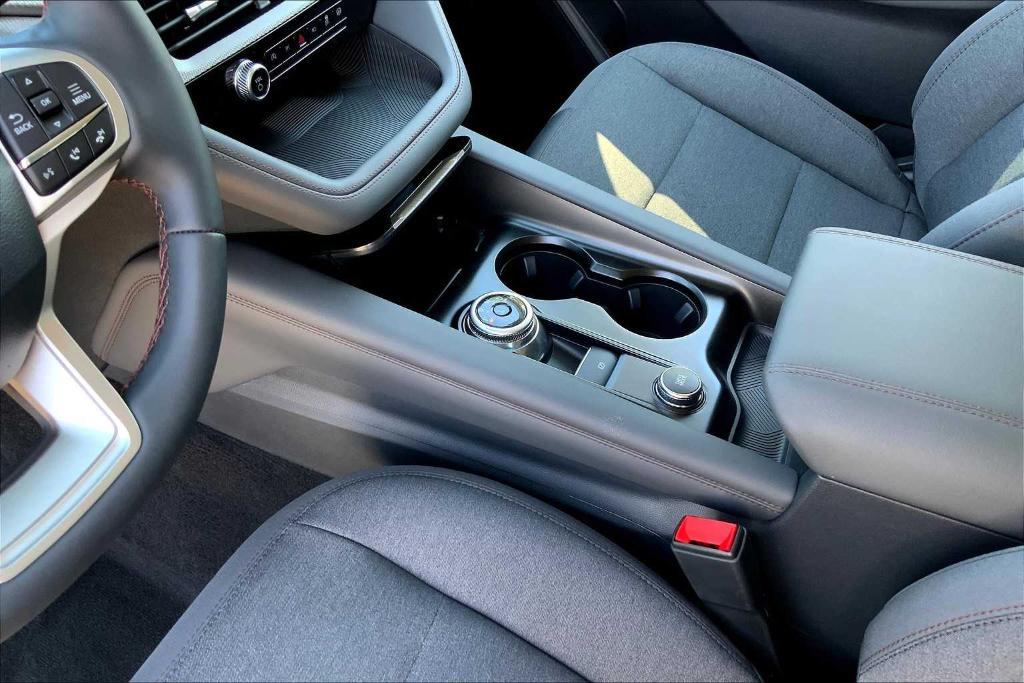 new 2025 Ford Explorer car, priced at $40,390
