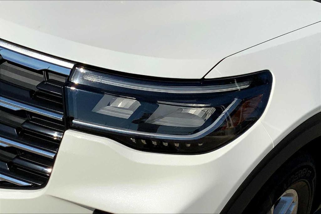 new 2025 Ford Explorer car, priced at $40,390