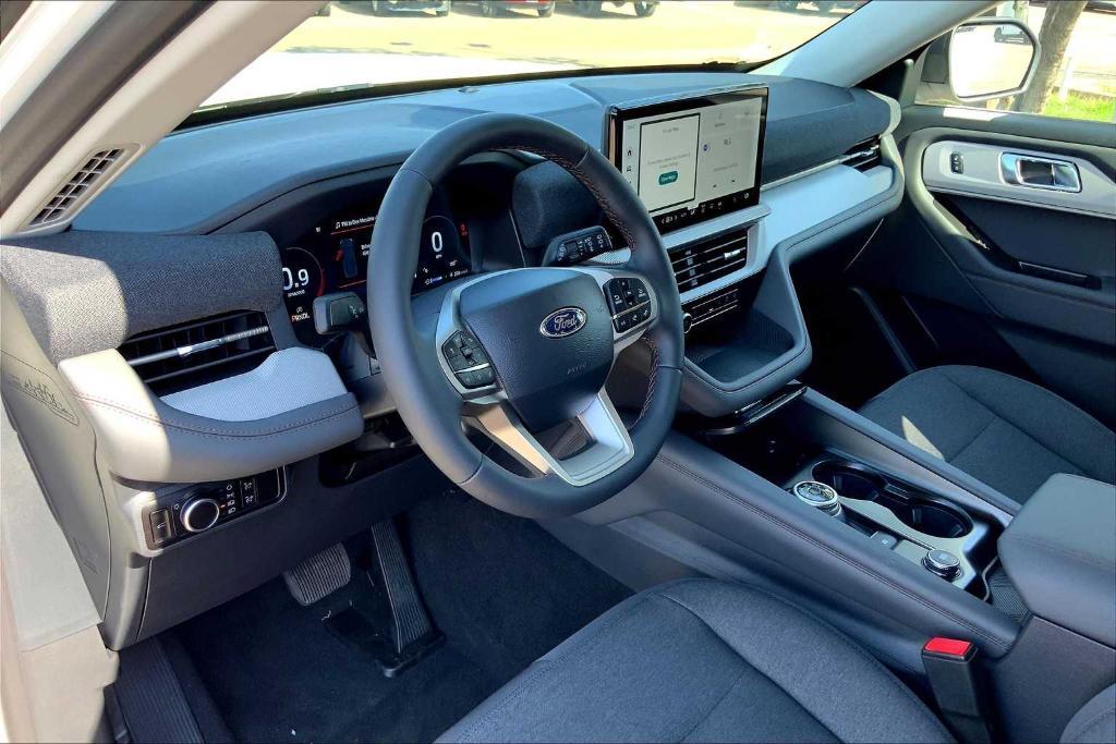 new 2025 Ford Explorer car, priced at $40,390