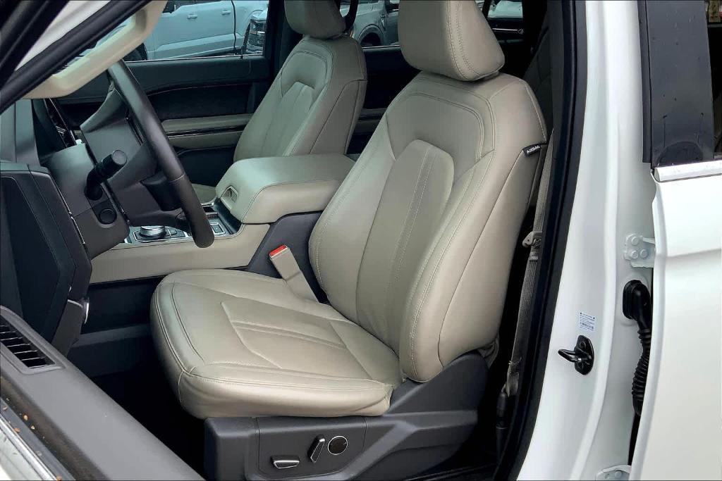 used 2021 Ford Expedition car, priced at $35,894