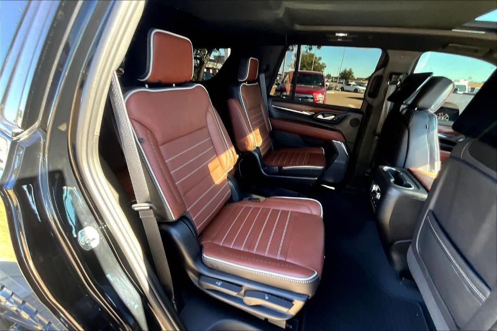 used 2024 GMC Yukon car, priced at $82,072