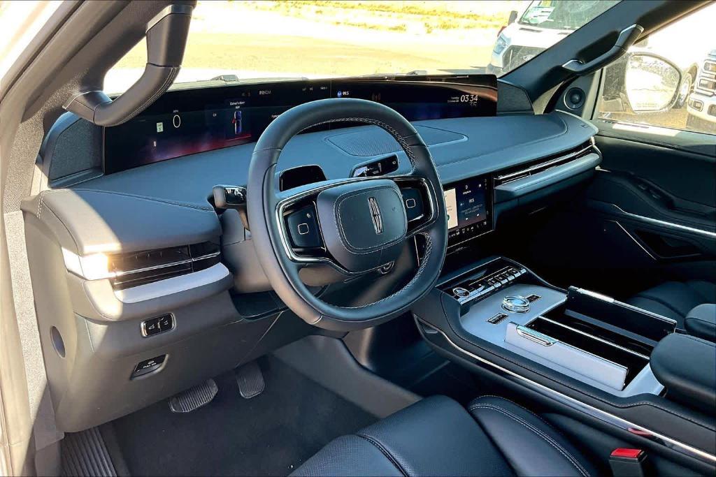 new 2025 Lincoln Navigator L car, priced at $107,765