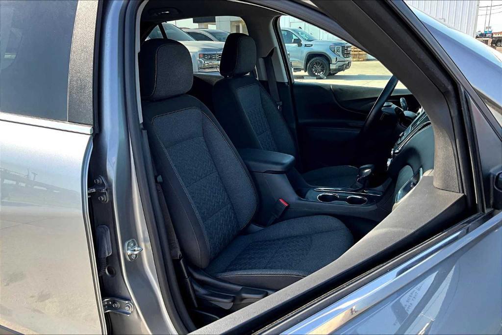 used 2023 Chevrolet Equinox car, priced at $23,629