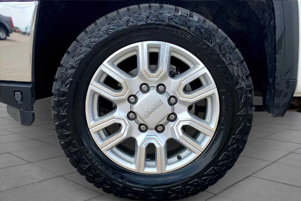 used 2020 GMC Sierra 2500 car, priced at $40,670