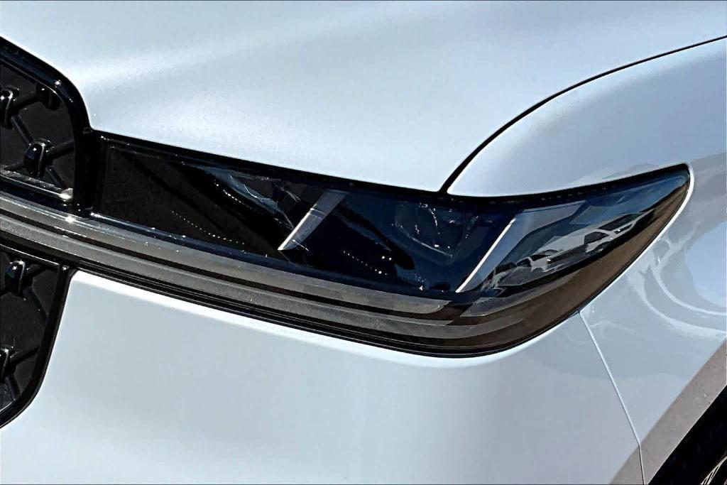 new 2025 Lincoln Navigator L car, priced at $107,765