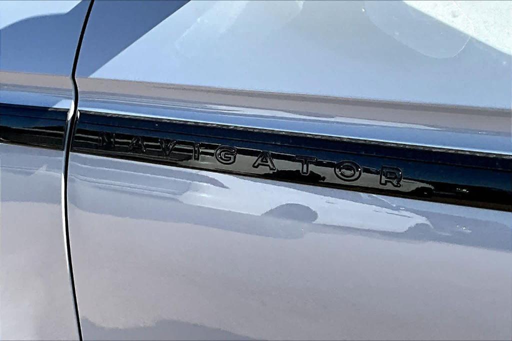 new 2025 Lincoln Navigator L car, priced at $107,765