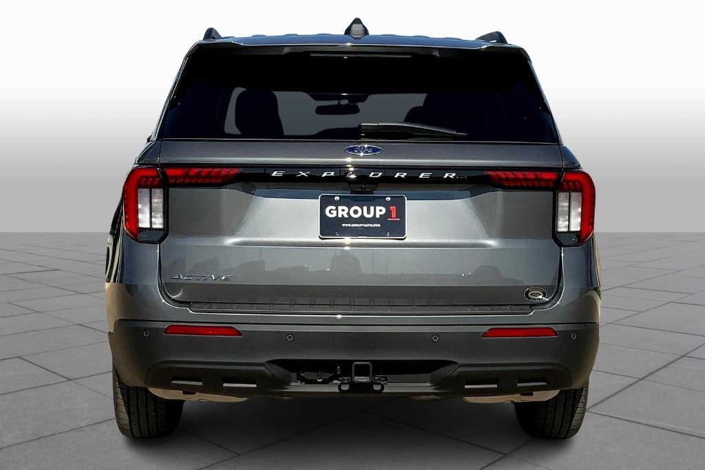 new 2025 Ford Explorer car, priced at $40,645