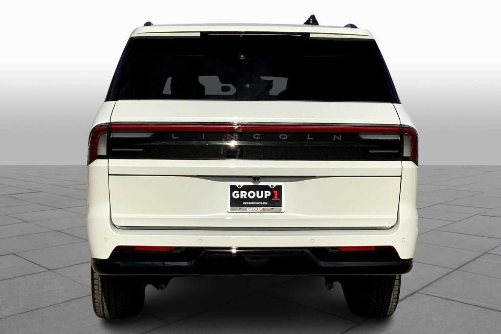 new 2025 Lincoln Navigator L car, priced at $110,115