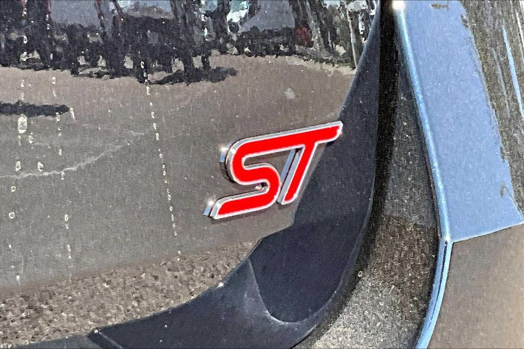 new 2025 Ford Explorer car, priced at $58,110