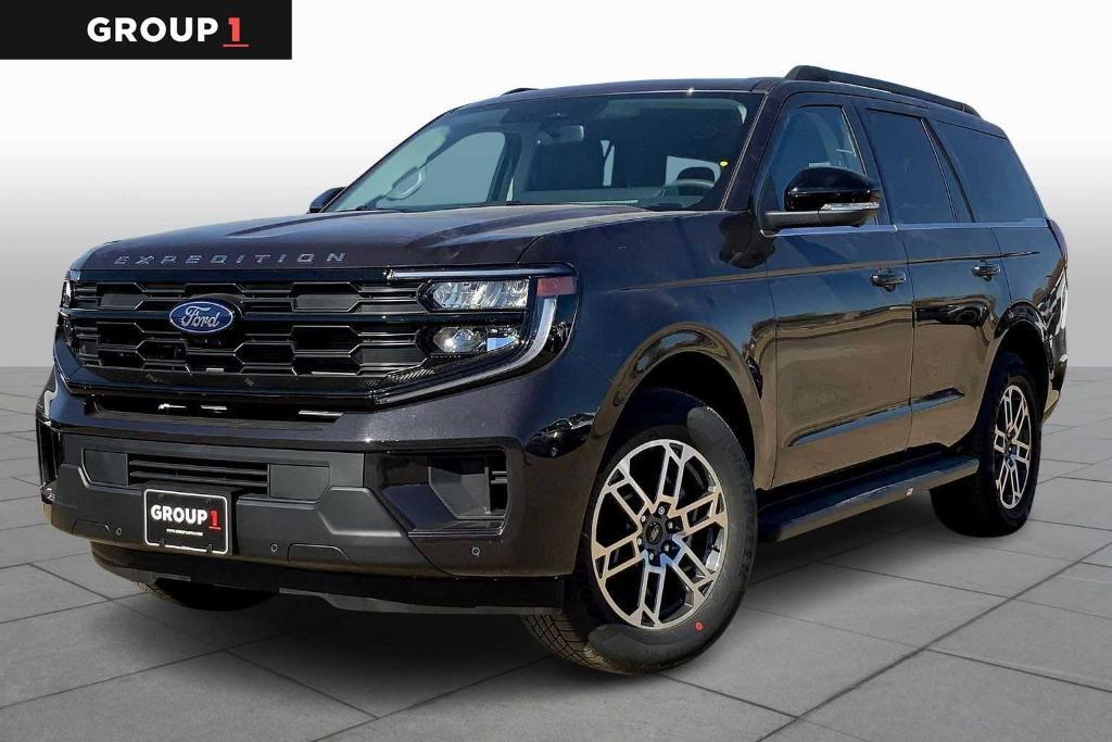 new 2025 Ford Expedition car, priced at $67,840
