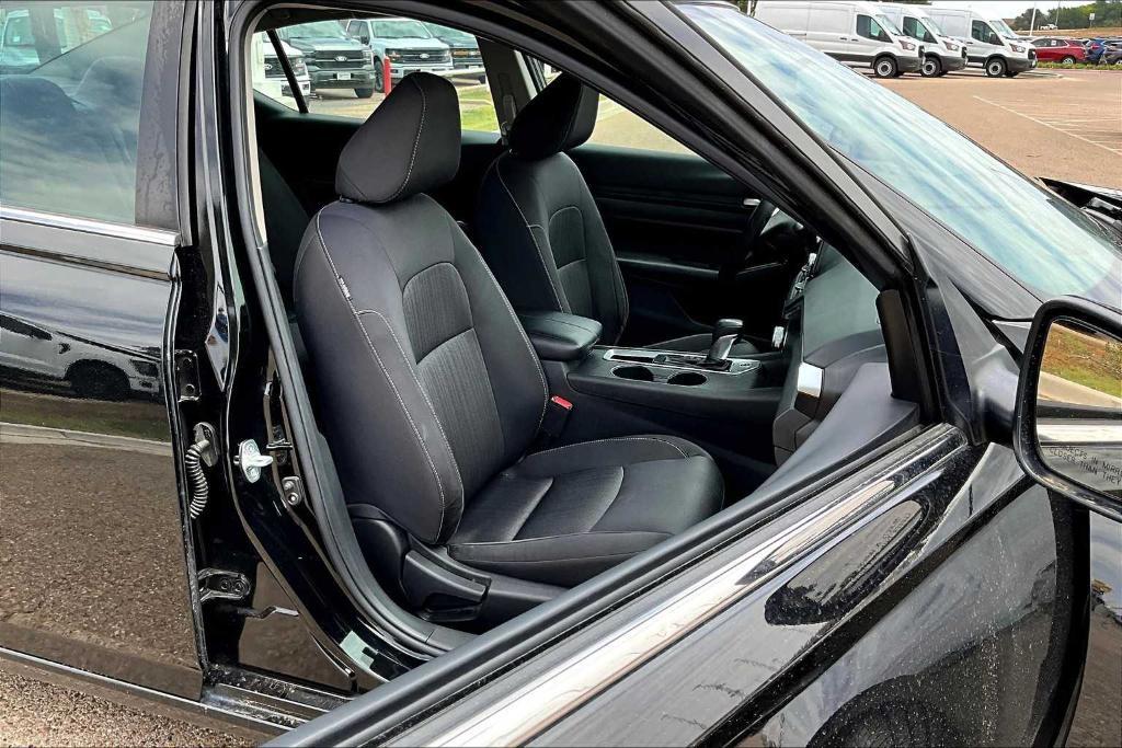 used 2022 Nissan Altima car, priced at $17,025