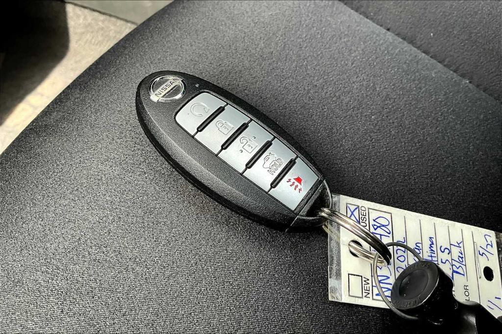 used 2022 Nissan Altima car, priced at $17,025