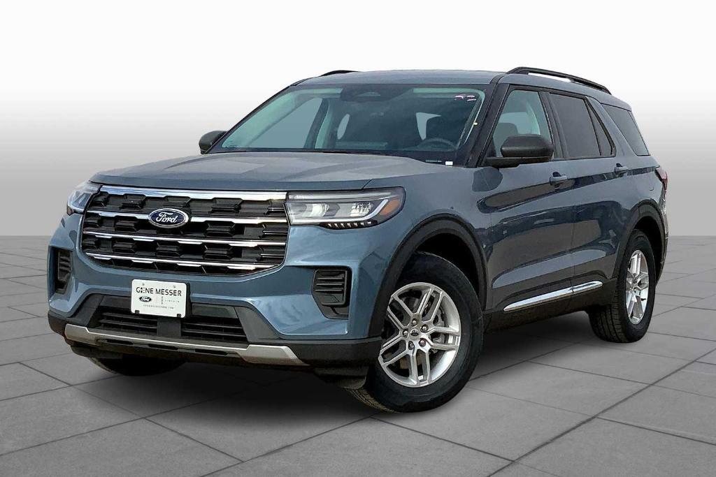 new 2025 Ford Explorer car, priced at $40,445