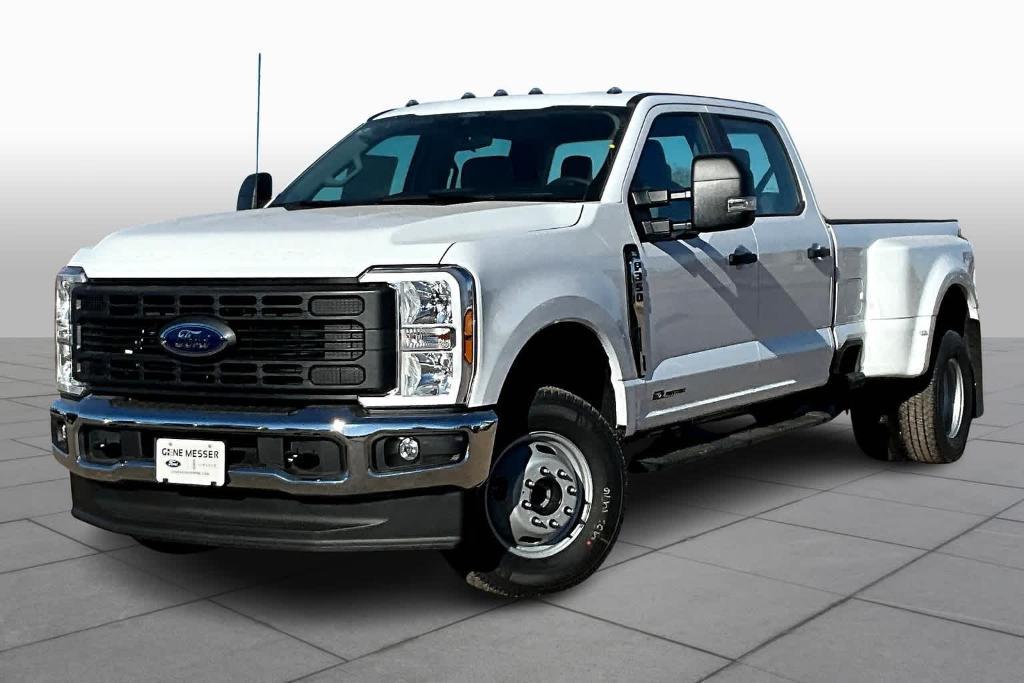 new 2024 Ford F-350 car, priced at $67,860