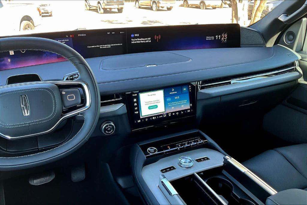 new 2025 Lincoln Navigator L car, priced at $107,015