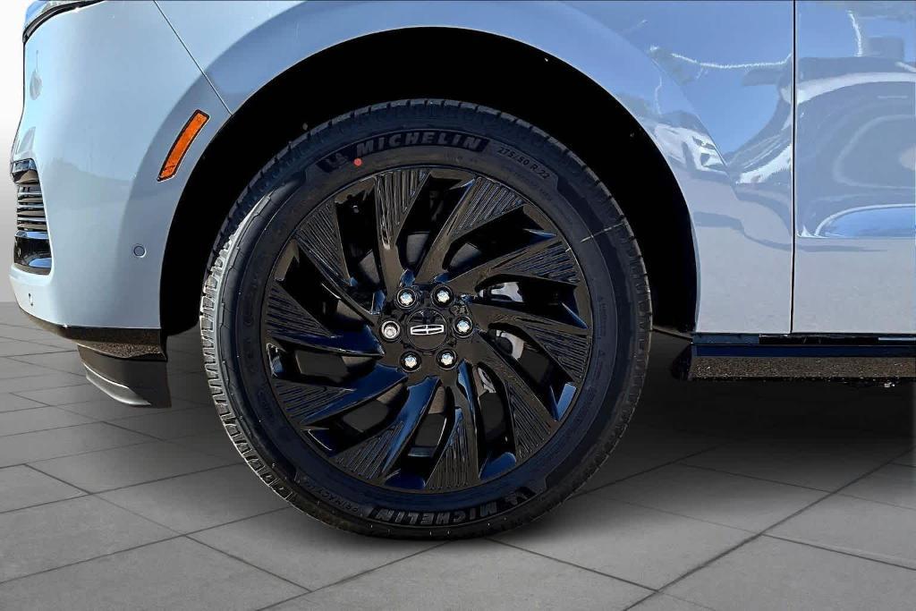 new 2025 Lincoln Navigator L car, priced at $107,015