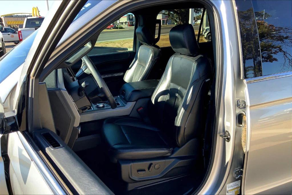 used 2020 Ford Expedition car, priced at $21,262