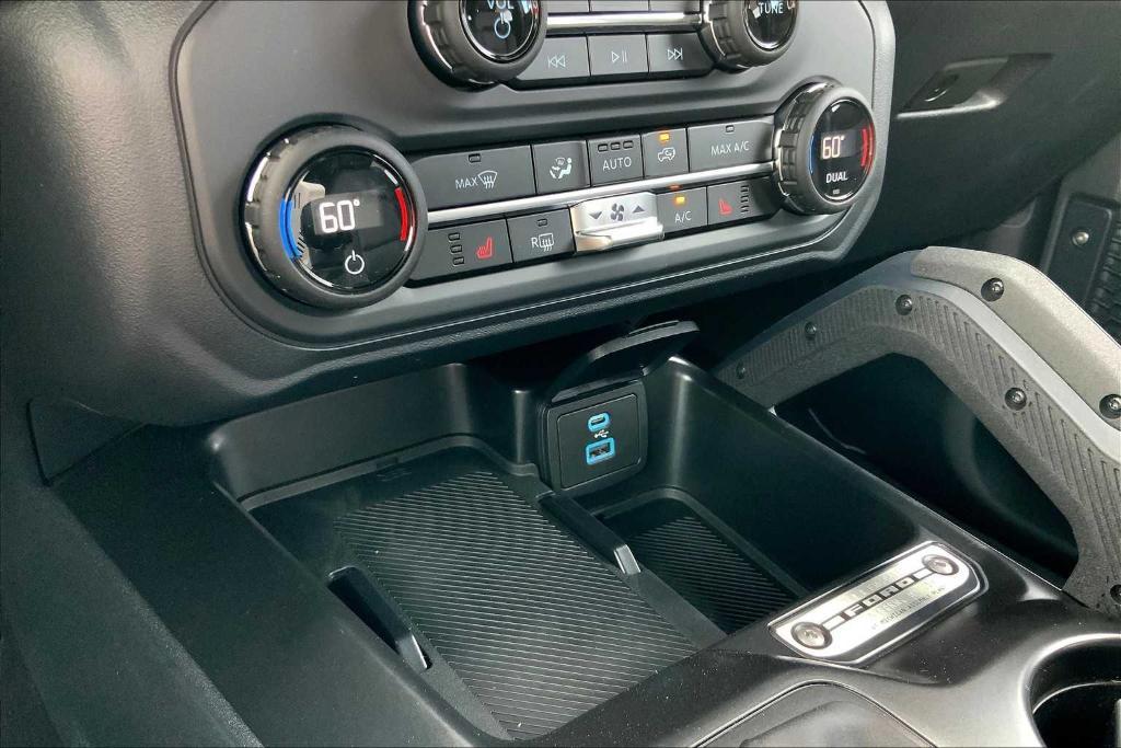 new 2025 Ford Bronco car, priced at $50,440